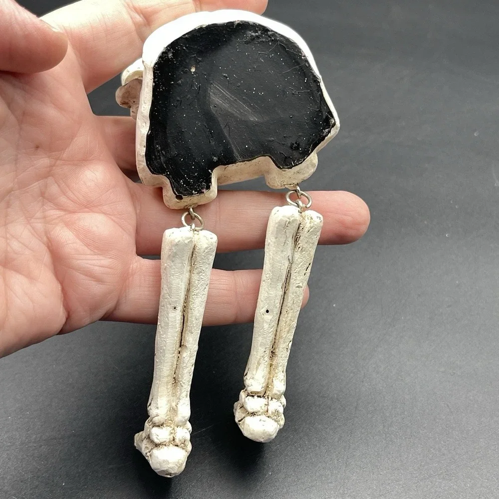 Halloween Skeleton Bride Shelf Sitter Dangling Legs Day of the Dead Decor